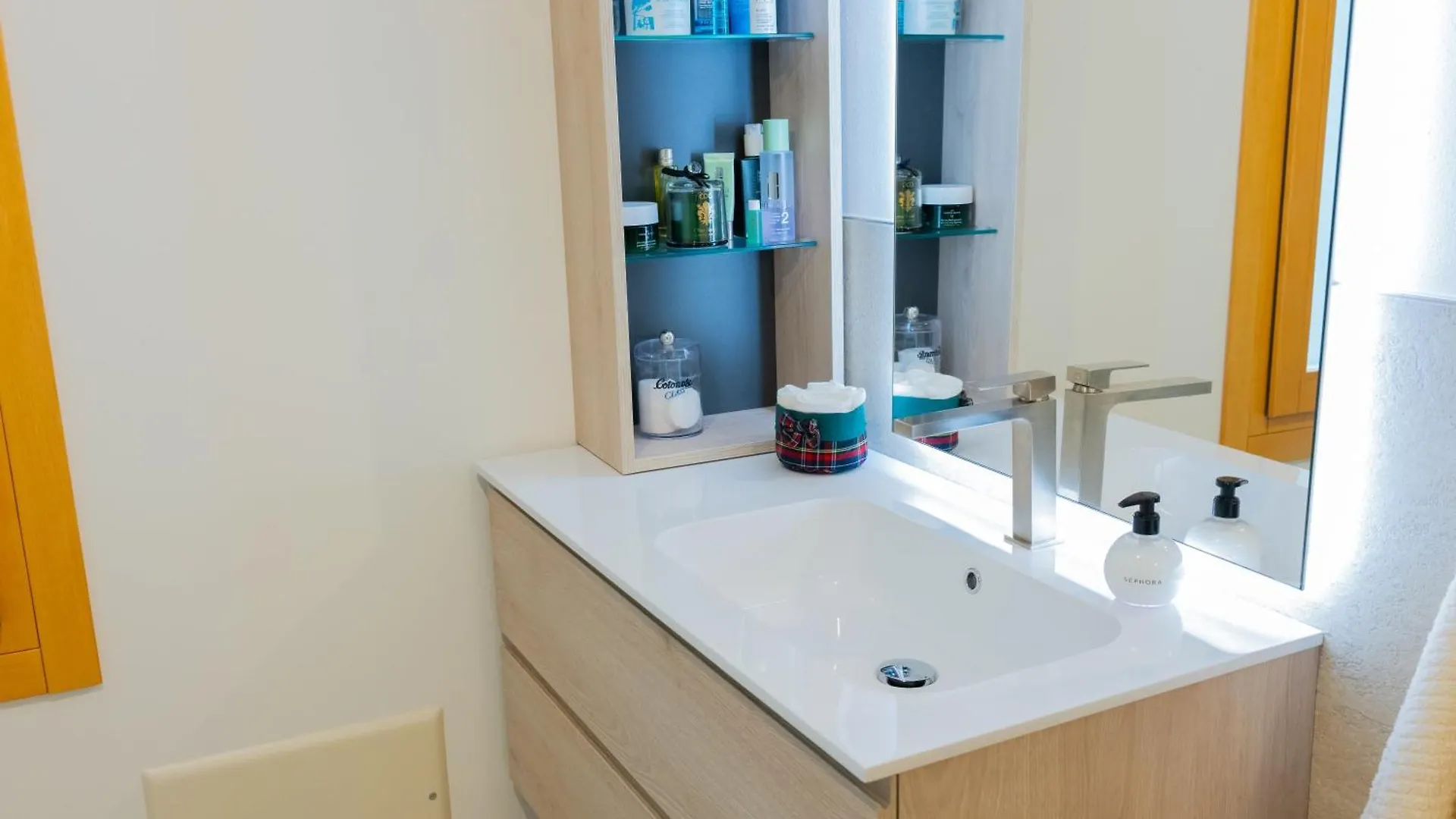 Residenza Dante Suite Storica Nel Cuore Di Азоло Апартаменты
